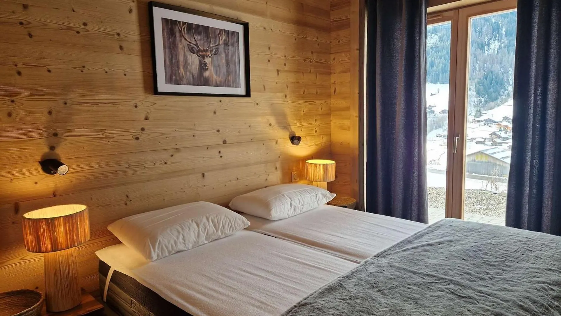 Chalet Lumineux A Areches-Beaufort Avec Terrasse Et Cuisine Equipee - Fr-1-342-332 Apartment